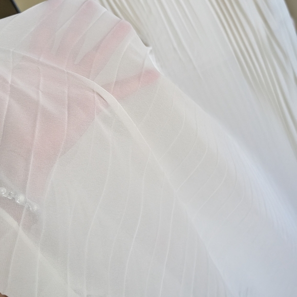 LC Lauren Conrad Ivory Pleated Skirt - Picture 3 of 9